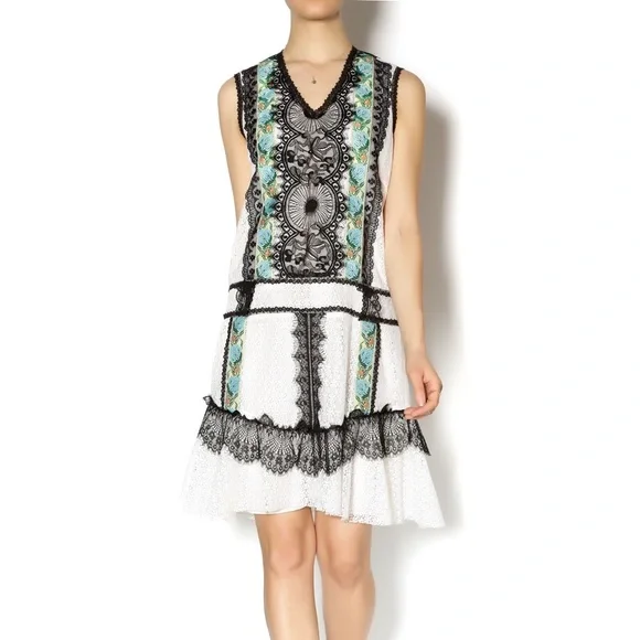 Anna Sui Embroidered Lace Eyelash Embellished Dress Size 8 - Picture 1 of 15